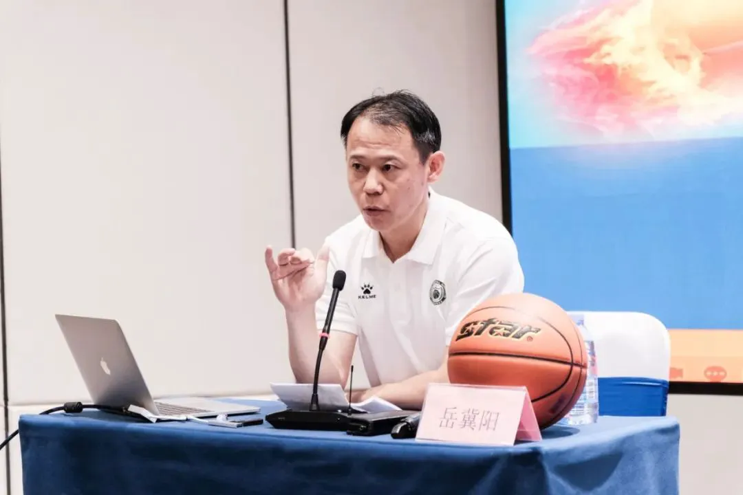 为什么稳定性对篮球发展如此重要_1